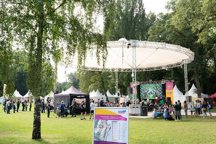 Explore Science Bühne im Bremer Bürgerpark